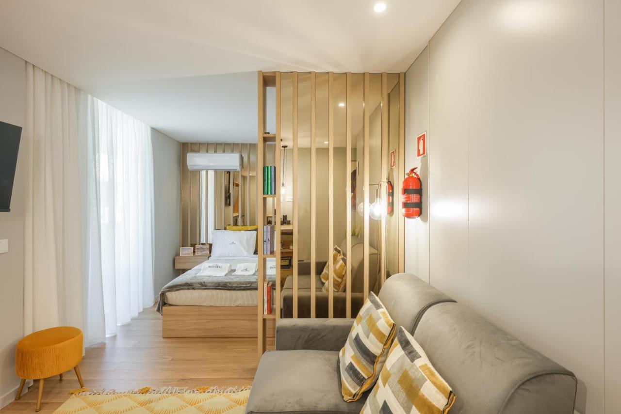 Signature Flat By Sweet